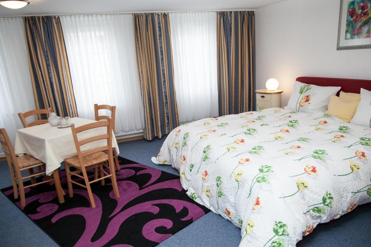 לימבורג אן דר לאהן Hotel Gaestehaus Priester מראה חיצוני תמונה